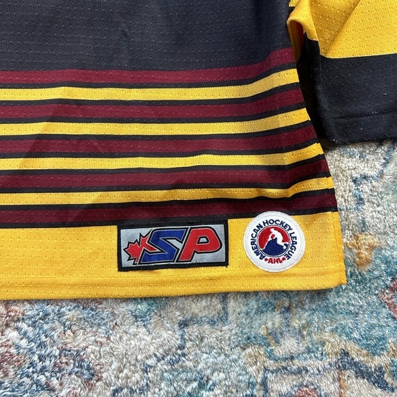 Vintage Chicago Wolves 10th Anniversary Hockey Jersey Medium - Picture 7 of 9